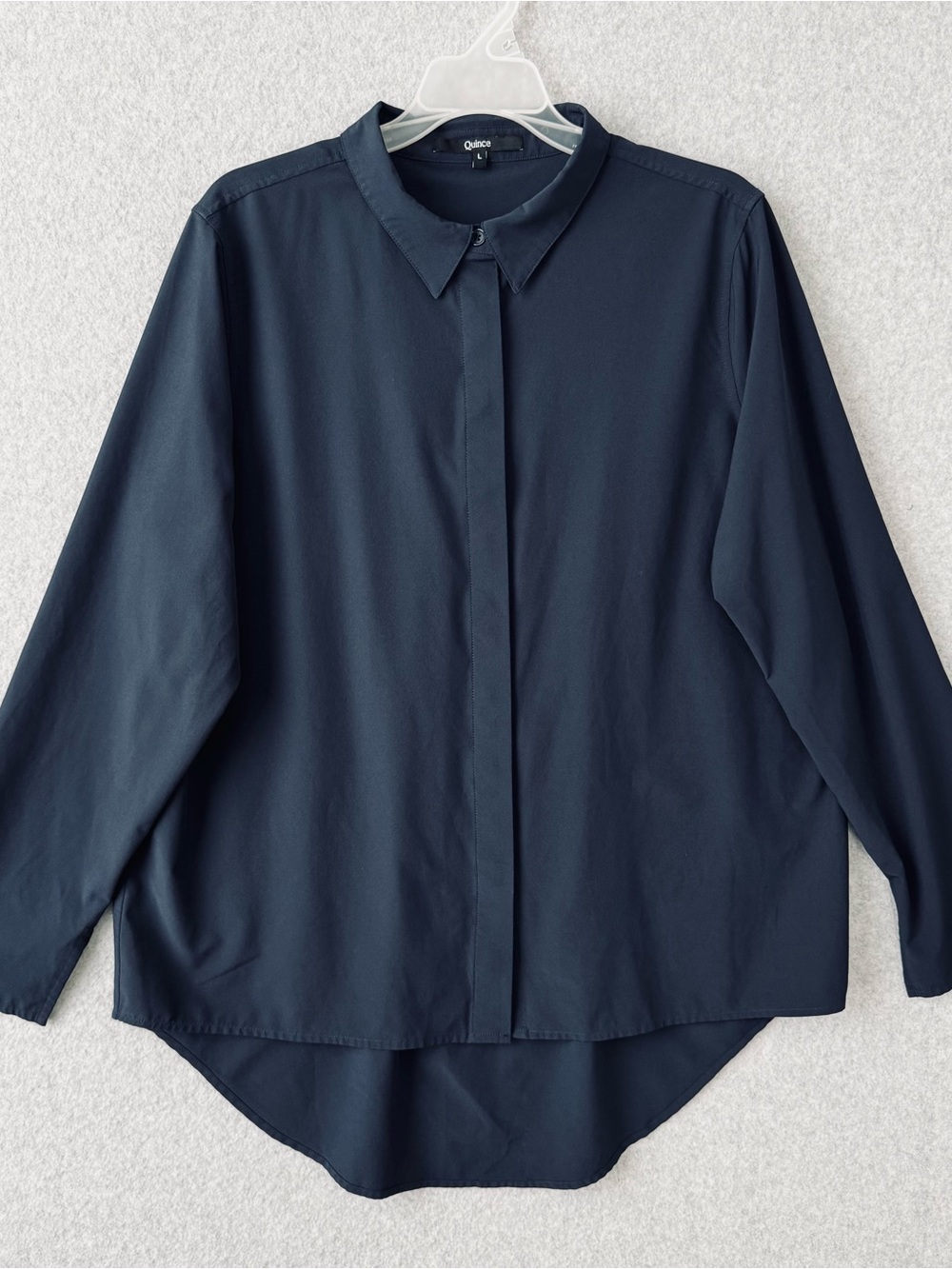 Quince Womens Performance Tech Blouse Large Navy Blue Long Sleeve Lightweight